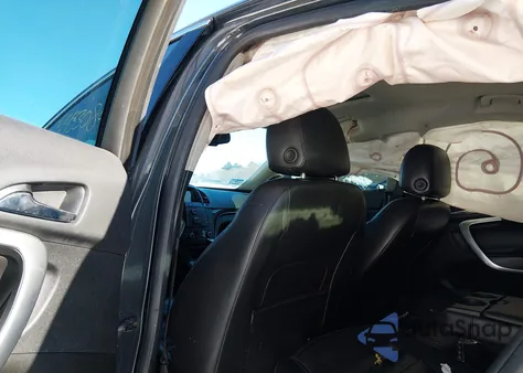 2013 Buick Regal Gs z USA, uszkodzony, nr VIN 2G4GV5GV0D9248948